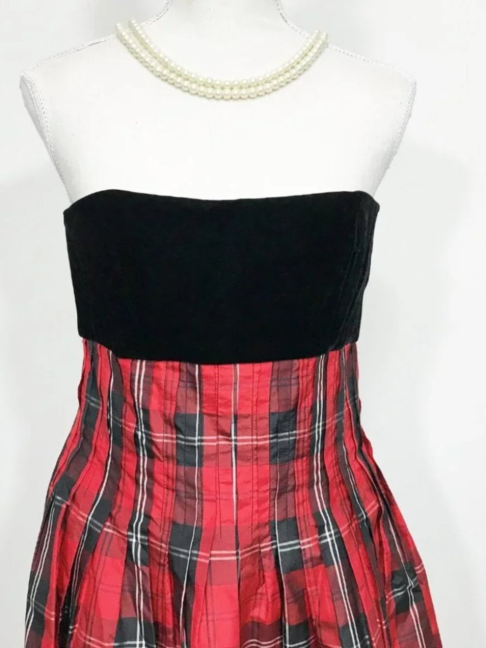 Vintage Black Velvet Silk Dress Set Size 10, Fits Like a Sz M 8 Black Red Plaid - Picture 13 of 16